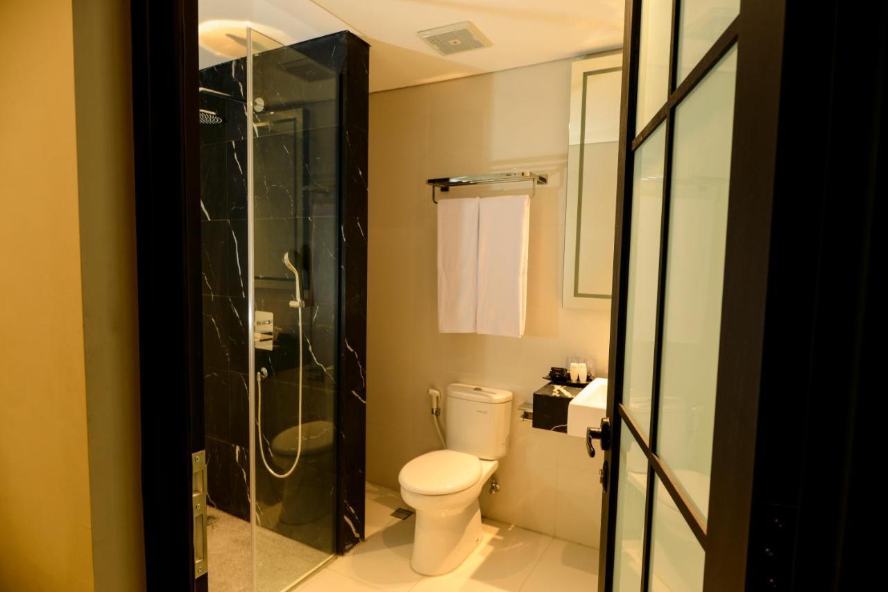 Nata Azana Hotel Solo מראה חיצוני תמונה