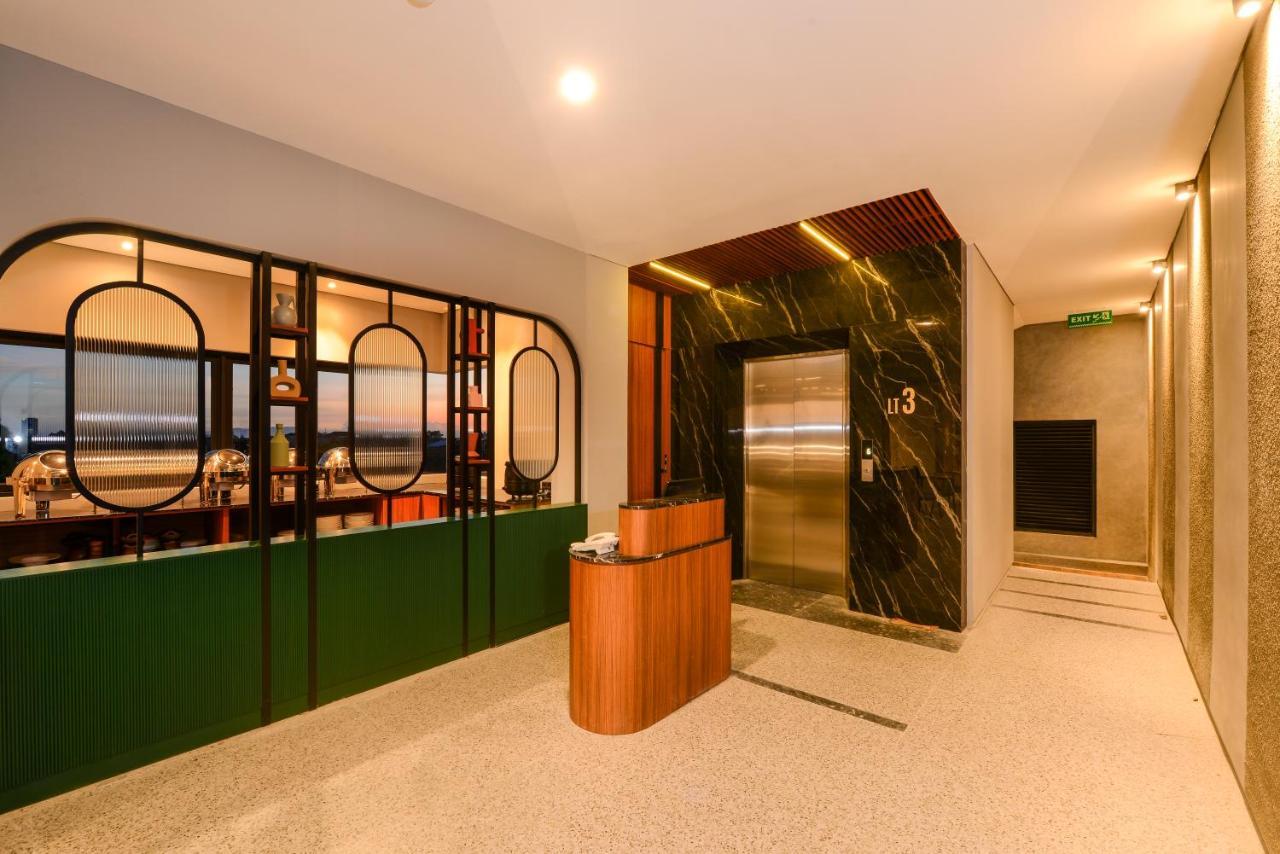 Nata Azana Hotel Solo מראה חיצוני תמונה
