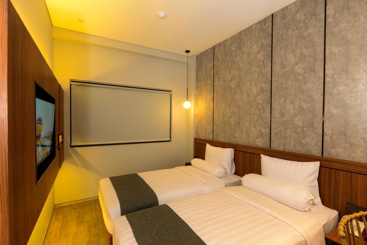 Nata Azana Hotel Solo מראה חיצוני תמונה