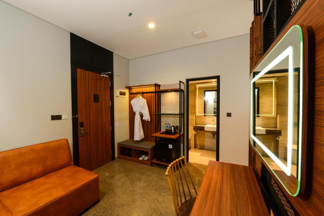 Nata Azana Hotel Solo מראה חיצוני תמונה